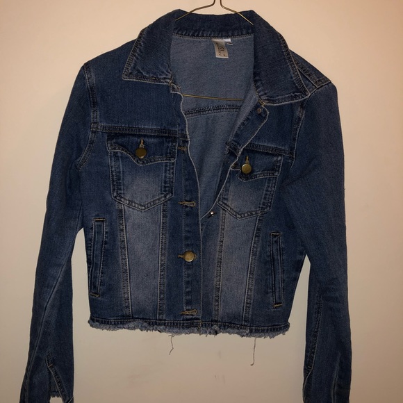 Jean jacket - Picture 1 of 2